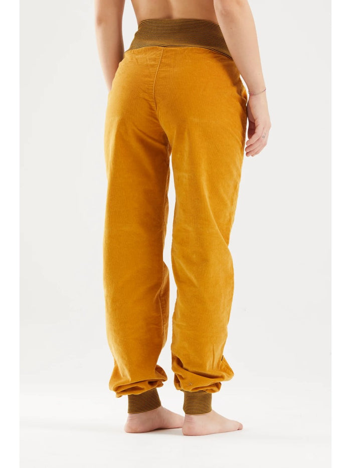 E9 Luppi Women's Climbing / Bouldering pants Curry - on model back angle view - The Climbing Shop